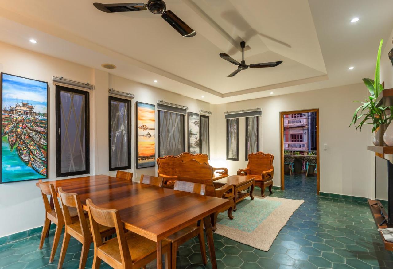 Baahu Hotel